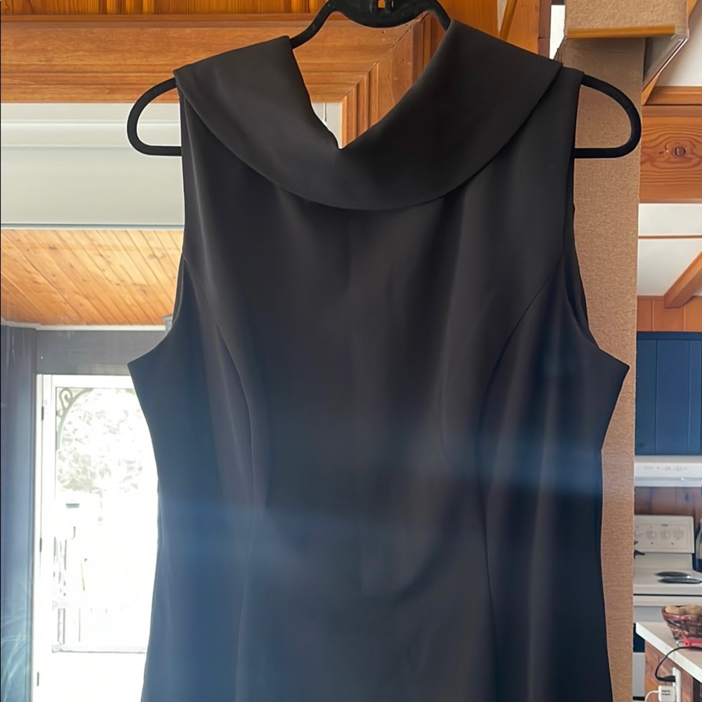 Elegant Black Sleeveless Dress size 16